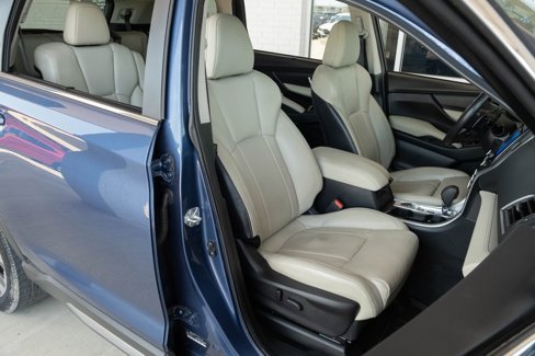Used 2021 Subaru Ascent Limited w/ Technology Package image 18