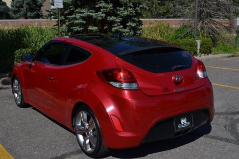 Used 2012 Hyundai Veloster w/ Tech Pkg image 9
