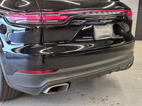 Certified 2023 Porsche Cayenne image 8