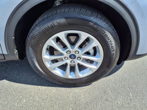 Used 2022 Ford Escape SE image 9