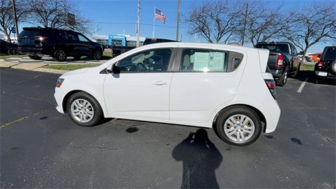 Used 2019 Chevrolet Sonic LT image 7