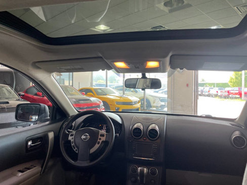 Used 2012 Nissan Rogue SV w/ Premium Pkg image 26