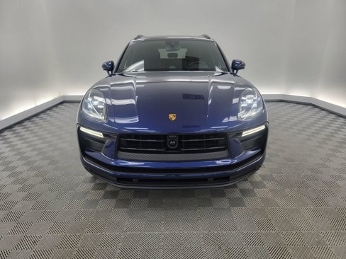 New 2026 Porsche Macan image 6