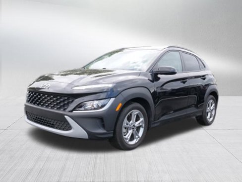 Certified 2023 Hyundai Kona SEL w/ Winter Weather Package image 7