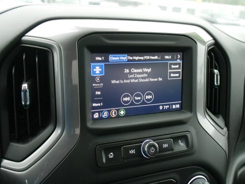 Used 2022 Chevrolet Silverado 1500 Custom image 26