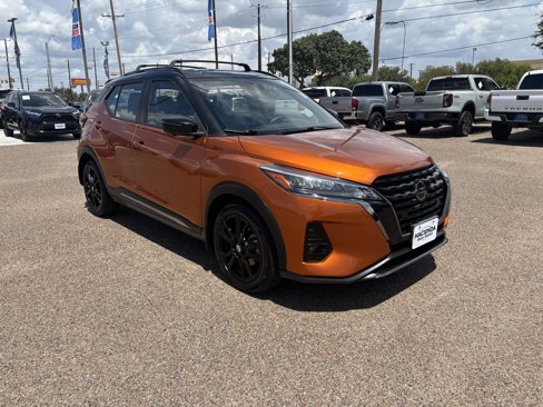 Used 2021 Nissan Kicks SR w/ SR Premium Package image 5