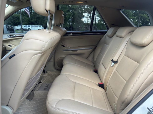Used 2011 Mercedes-Benz ML 350 4MATIC image 20
