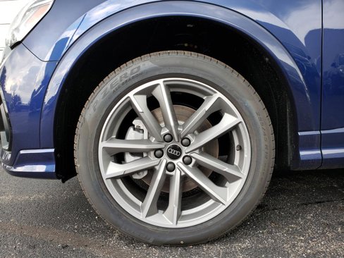 New 2025 Audi Q3 2.0T Premium image 12