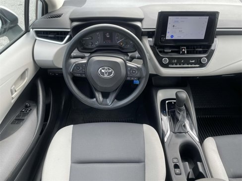 Used 2024 Toyota Corolla LE image 31