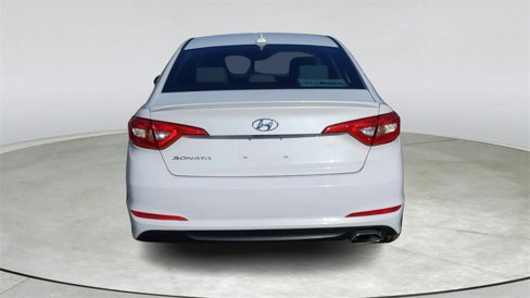 Used 2017 Hyundai Sonata SE image 5