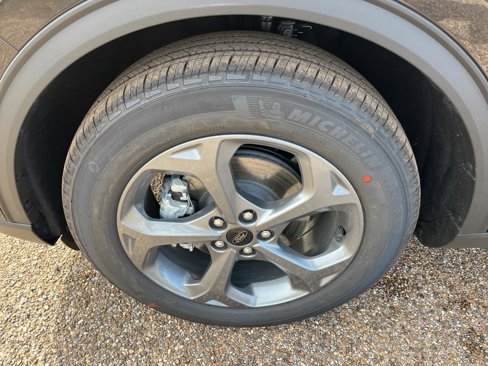 New 2025 Ford Escape ST-Line w/ Tech Pack #1 image 11