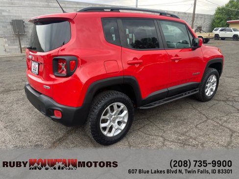 Used 2015 Jeep Renegade Latitude w/ Popular Equipment Group image 7