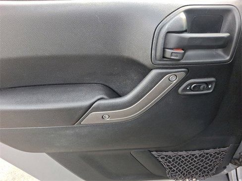Used 2018 Jeep Wrangler Unlimited Sport S image 14