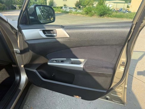 Used 2009 Subaru Forester 2.5X Limited image 25