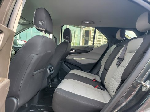 Used 2020 Chevrolet Equinox LS w/ LS Convenience Package image 9