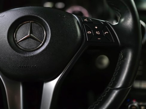 Used 2017 Mercedes-Benz B 250e image 19
