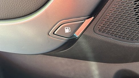 Used 2017 Hyundai Santa Fe Sport w/ 2.4L Value Package 06 image 11