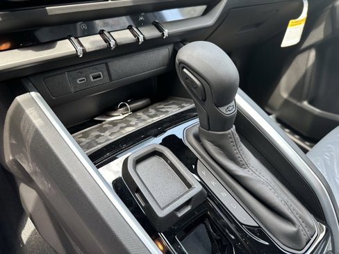 New 2025 Chevrolet Colorado W/T w/ WT Custom Package image 19