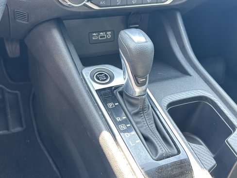 Used 2023 Nissan Sentra SV image 29