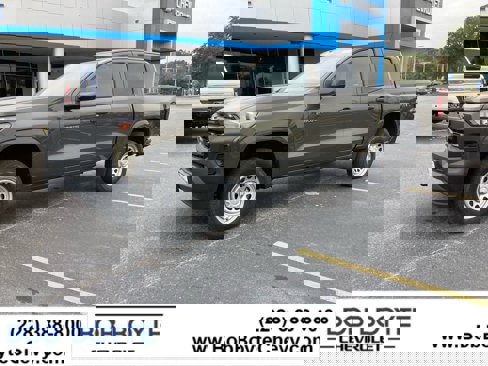 Certified 2024 Chevrolet Colorado W/T w/ WT Convenience Package II image 3