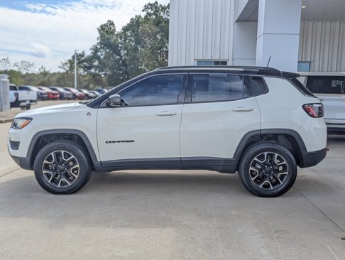 Used 2021 Jeep Compass Trailhawk w/ Sun and Sound Group image 9