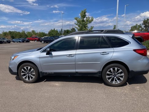 Used 2016 Subaru Outback 3.6R Limited image 2
