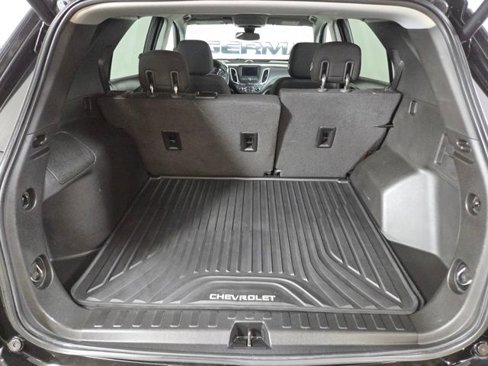 Used 2020 Chevrolet Equinox LT w/ Driver Convenience Package image 22