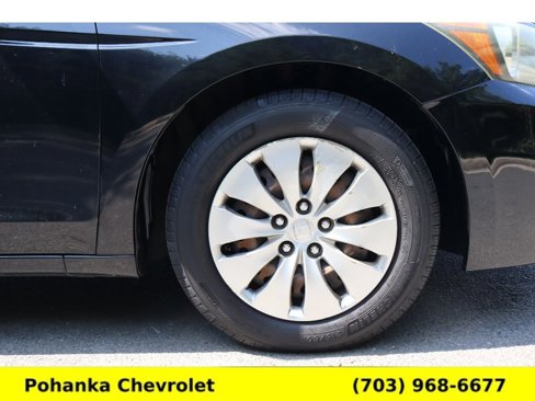 Used 2011 Honda Accord LX image 25