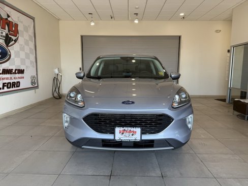 Used 2022 Ford Escape SEL image 2