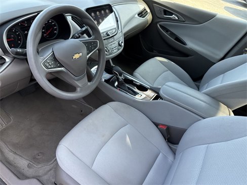 Used 2023 Chevrolet Malibu LT image 4