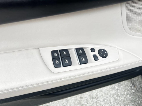 Used 2014 BMW 750Li image 14