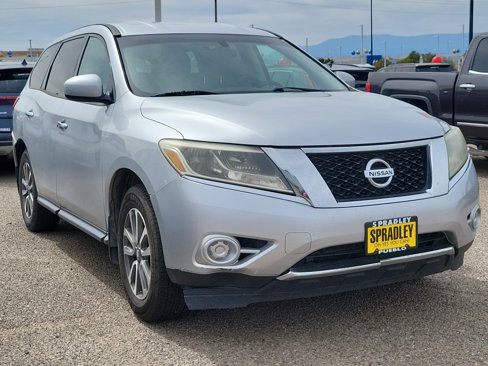Used 2013 Nissan Pathfinder S image 3