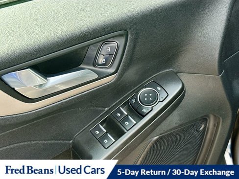 Used 2022 Ford Escape SEL image 19