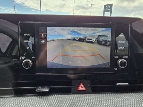 Used 2023 Kia Sportage LX image 17