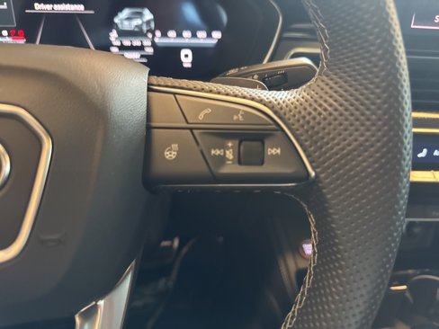 Used 2023 Audi S4 Premium Plus w/ Premium Plus Package image 34