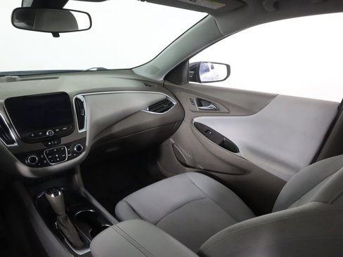 Used 2020 Chevrolet Malibu LT image 32