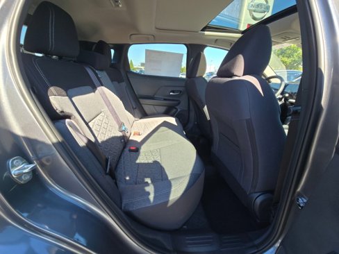 New 2025 Nissan Kicks SV w/ SV Premium Package image 14