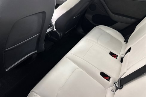 Used 2023 Tesla Model Y AWD image 11