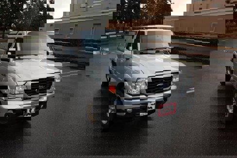 Used 2009 Ford Ranger XLT image 3