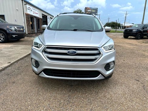 Used 2017 Ford Escape Titanium image 3