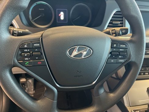 Used 2017 Hyundai Sonata SE image 22