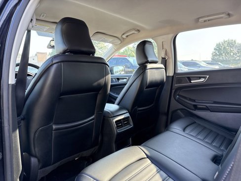 Used 2022 Ford Edge SEL w/ Convenience Package image 13