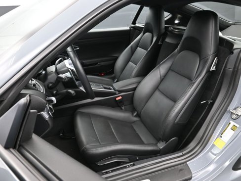 Certified 2024 Porsche 718 Cayman image 5