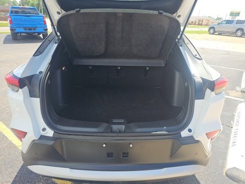 Used 2025 Buick Envista Preferred image 18