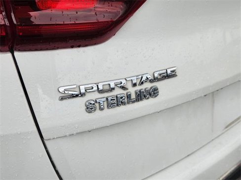 Used 2020 Kia Sportage LX w/ LX Popular Package image 8