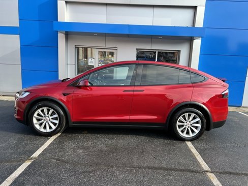 Used 2018 Tesla Model X image 5