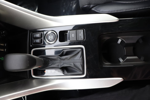 Used 2024 Mitsubishi Eclipse Cross SE image 36