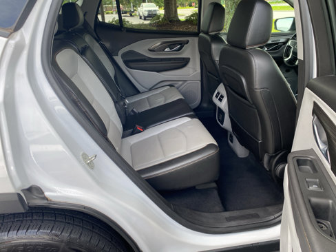 Used 2021 GMC Terrain SLT image 28