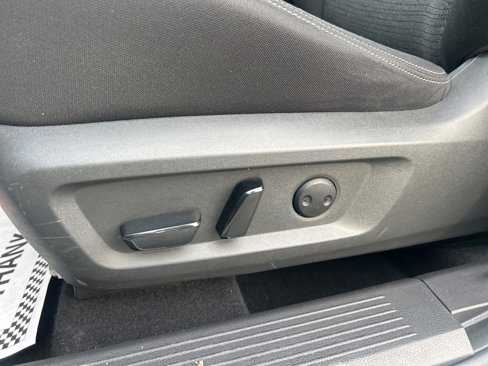 Used 2021 Nissan Rogue SV image 13