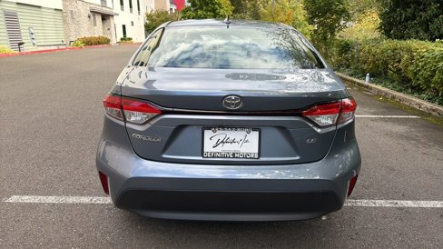 Used 2023 Toyota Corolla LE image 4